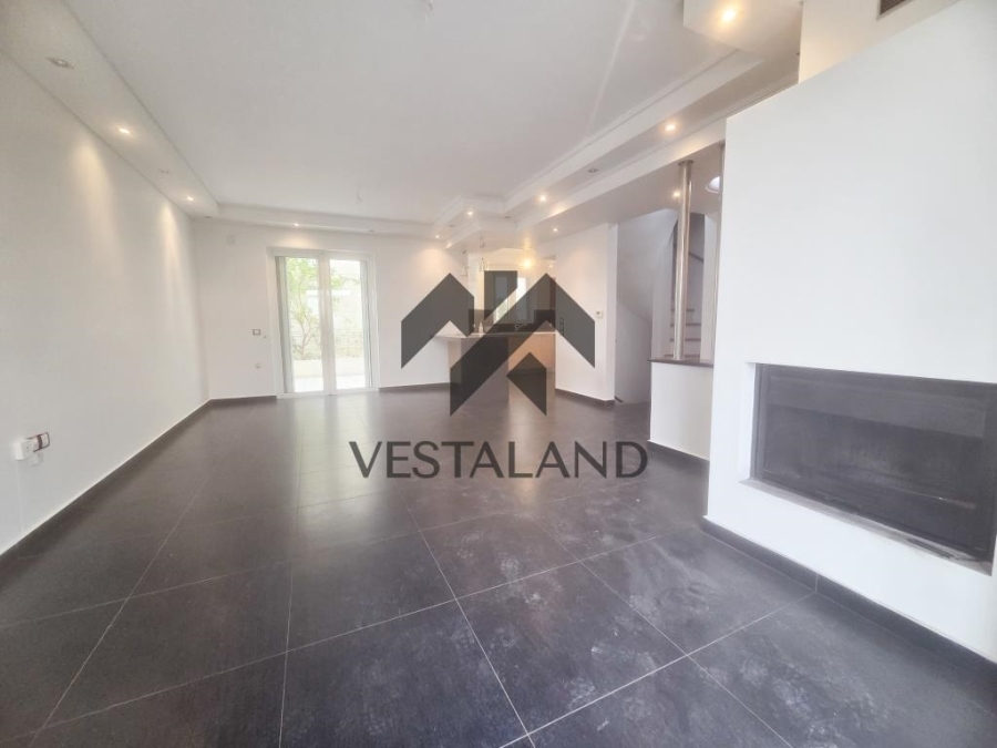 (Προς Πώληση) Κατοικία Μεζονέτα || Αθήνα Βόρεια/Βριλήσσια - 220 τ.μ, 5 Υ/Δ, 425.000€ 